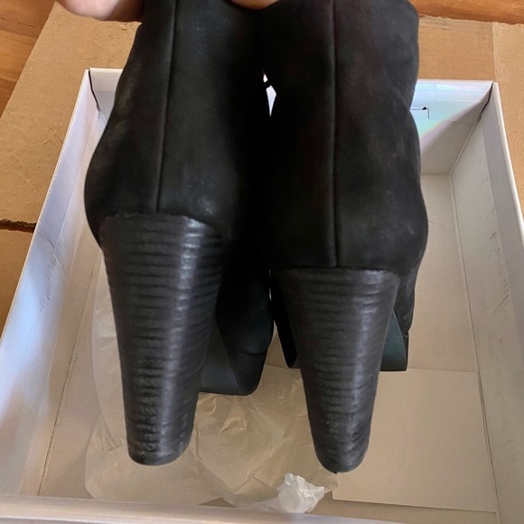 Steve Madden Raspy Booties - Picture 3 of 4